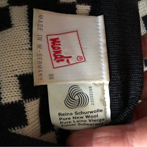 Mondi Houndstooth cardigan - Picture 2 of 3